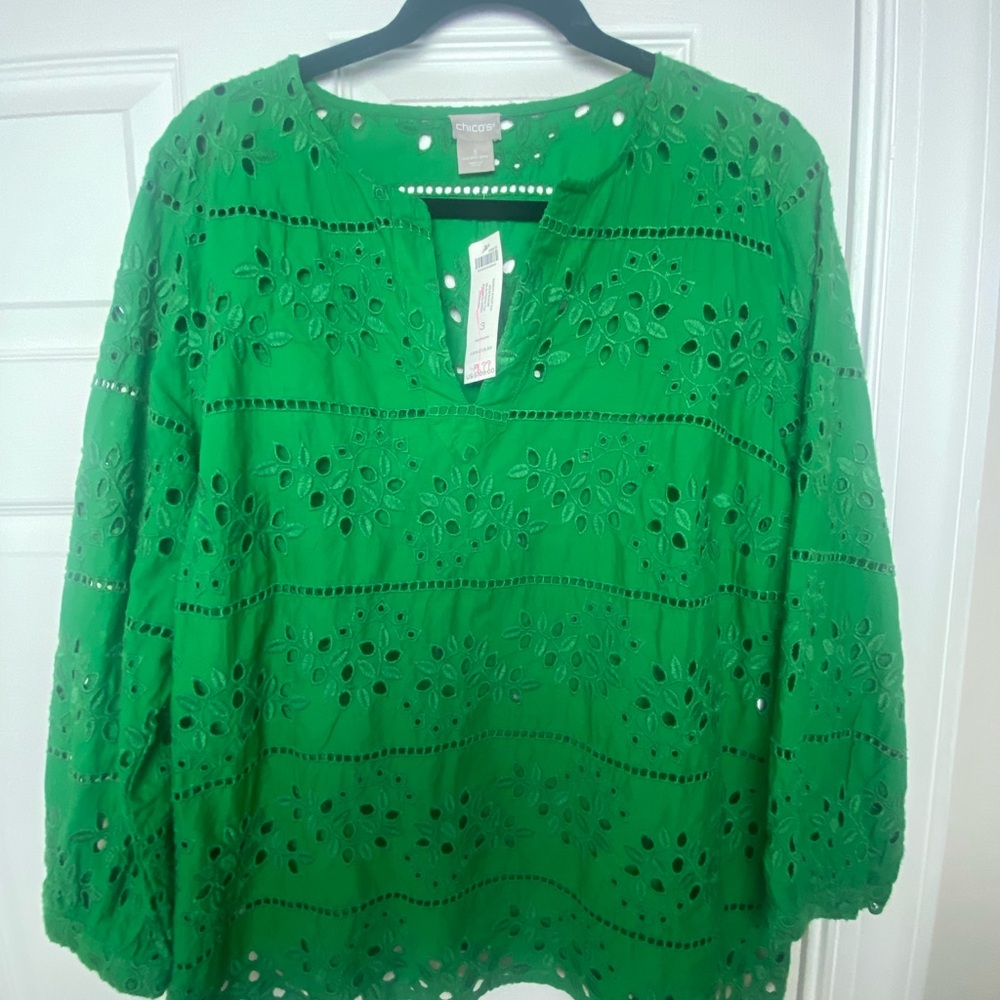 NWT Chicos Size 3 Green Eyelet Cotton Top